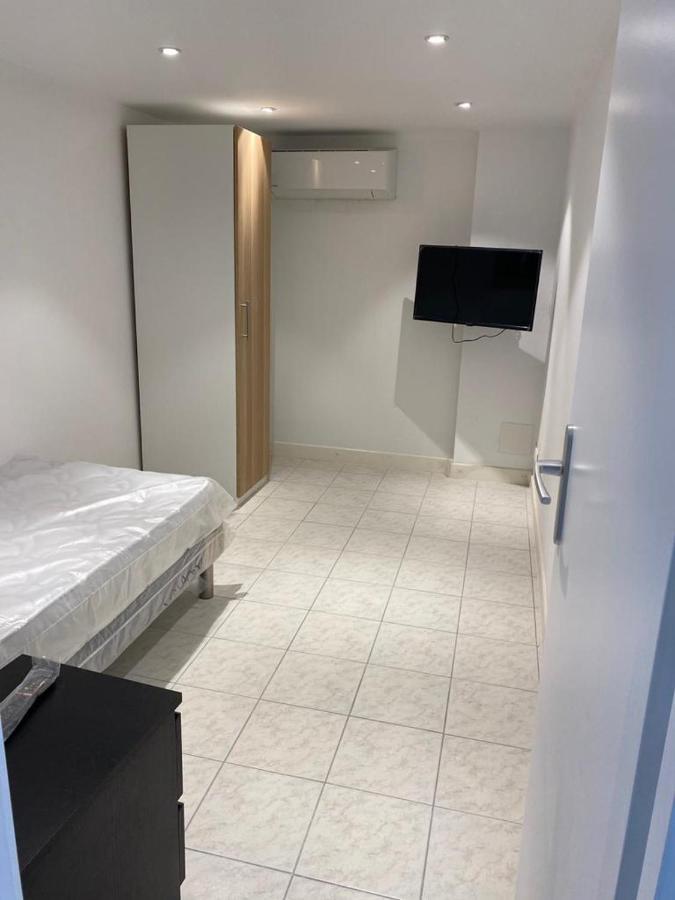 Апарт отель Five Stars Duplex - 6 Personnes Марсель Экстерьер фото